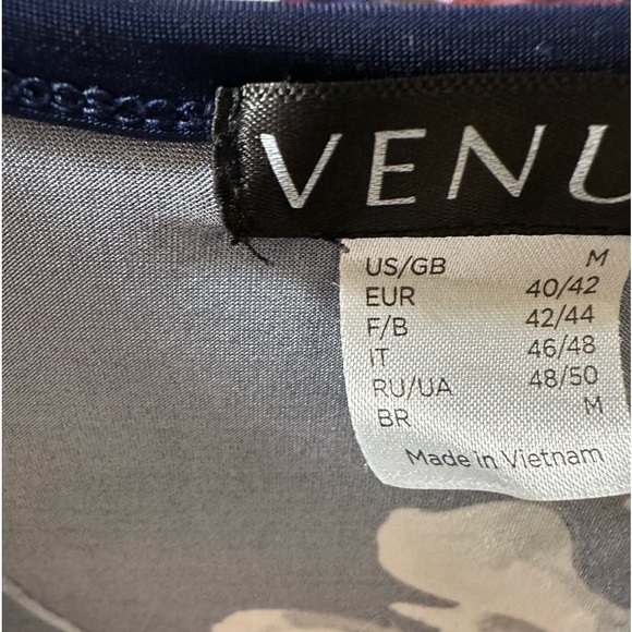 Venus cold shoulder shirt - Picture 5 of 6